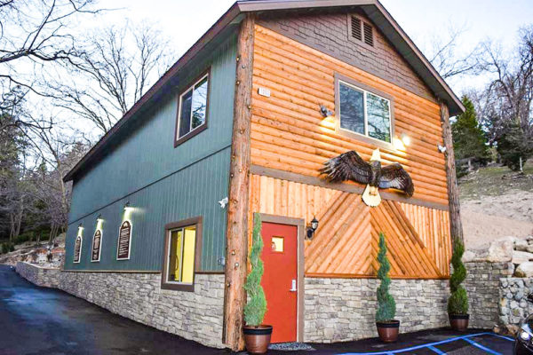 Serenity Lodge Indoor Racquetball
